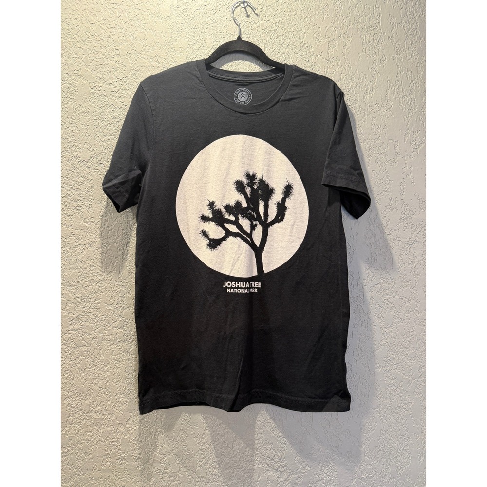 Parks Project Joshua Tree National Park Graphic T Shirt Black Medium